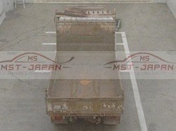 Isuzu Elf Truck