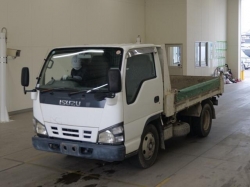 Isuzu Elf Truck